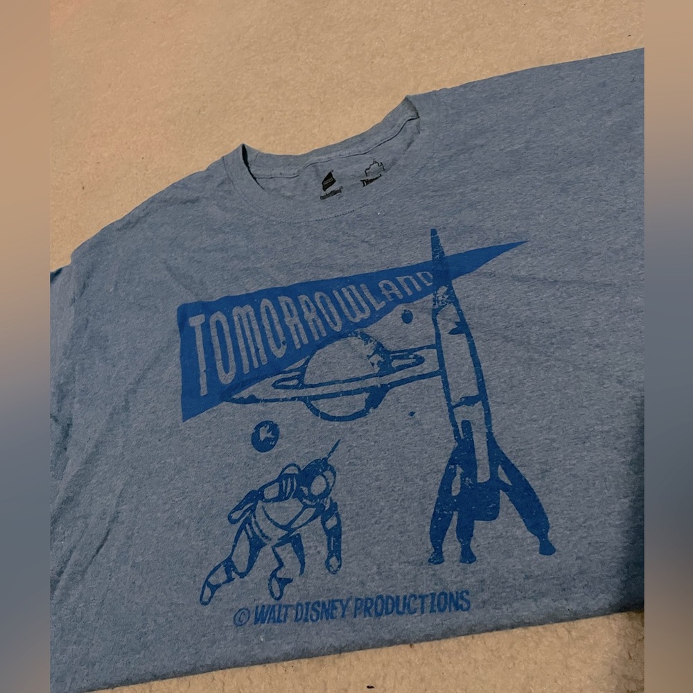 Tomorrowland Tee XL Disney Parks Merchandise used